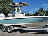 15 Boston Whaler 240 Dauntless
