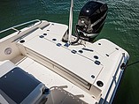 2015 Boston Whaler 240 Dauntless Photo #8