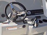 2015 Boston Whaler 240 Dauntless Photo #6