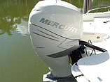 2015 Boston Whaler 240 Dauntless Center Console Photo #40