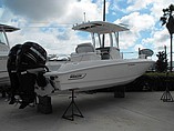 15 Boston Whaler 270 Dauntless