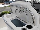 2015 Boston Whaler 270 Dauntless Photo #12