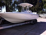 15 Boston Whaler 270 Dauntless