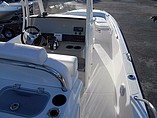 2015 Boston Whaler 270 Dauntless Photo #13