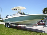 15 Boston Whaler 270 Dauntless