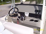 2015 Boston Whaler 270 Dauntless Photo #5