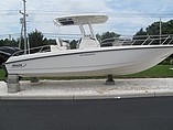 2015 Boston Whaler 270 Dauntless Photo #2