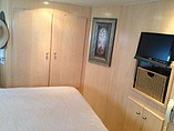 1997 Carver 405 Aft Cabin Photo #61
