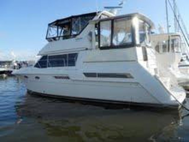97 Carver 405 Aft Cabin