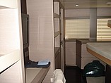 2010 Admiral 35 Photo #99