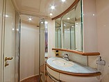 2010 Azimut 62 Evolution Express Photo #38