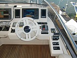 2010 Azimut 70 Photo #17