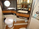 2010 Azimut 70 Photo #47
