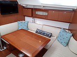 2010 Beneteau 40 Photo #16