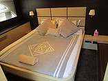2010 Beneteau Monte Carlo 47 Fly Photo #52