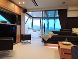 2010 Fairline Squadron 55 Photo #19
