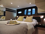 2010 Fairline Squadron 55 Photo #42