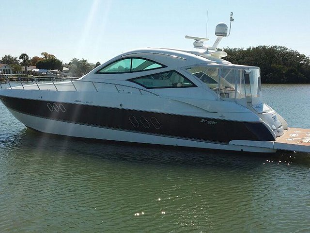 2010 Cruisers 540 Coupe Photo