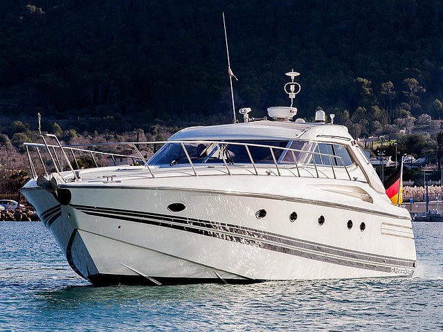 1996 Sunseeker Predator 63 Photo