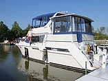 1997 Carver 405 Aft Cabin Photo #11