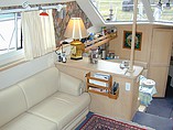1997 Carver 405 Aft Cabin Photo #13