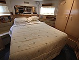 1997 Carver 405 Aft Cabin Photo #27
