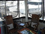 1997 Carver 405 Aft Cabin Motor Yacht Photo #9