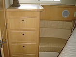 1997 Carver 405 Aft Cabin Motor Yacht Photo #37