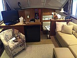 1997 Carver 430 Cockpit Motor Yacht Photo #9