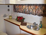 1997 Carver 440 Aft Cabin Motor Yacht Photo #18