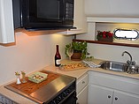1997 Carver 440 Aft Cabin Motor Yacht Photo #36