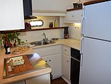 1997 Carver 440 Aft Cabin Motor Yacht Photo #37