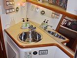 1997 Carver 440 Aft Cabin Motor Yacht Photo #48