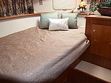 1997 Carver 440 Aft Cabin Motor Yacht Photo #49