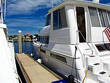 1997 Carver 455 Aft Cabin Motoryacht Photo #4