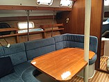 1997 Catalina 380 Photo #7