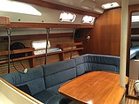 1997 Catalina 380 Photo #9