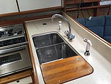 1997 Catalina 380 Photo #21