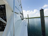 1997 Hatteras 43 Convertible Photo #22