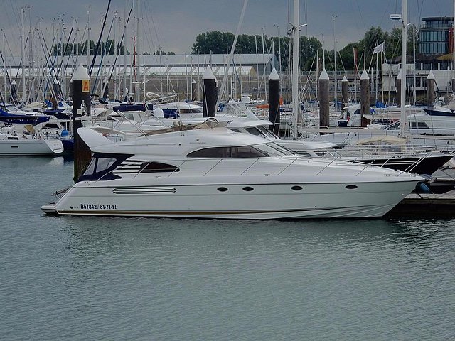 1997 Fairline Squadron 55 Photo