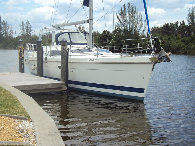 1997 Hunter Passage 450 Photo