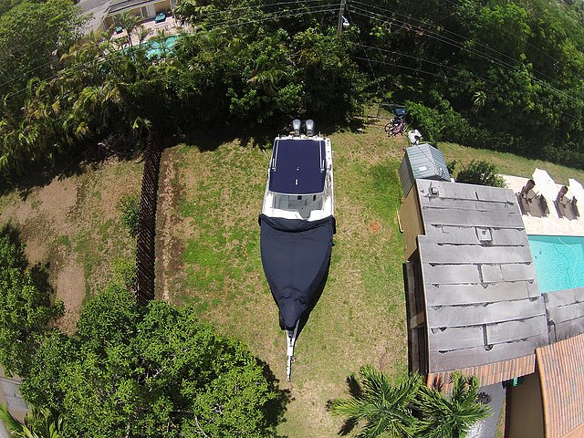 1997 Intrepid 339 Walkaround Photo