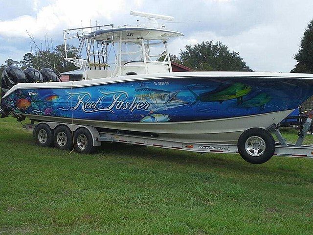 2009 Triton 351 Cc Photo