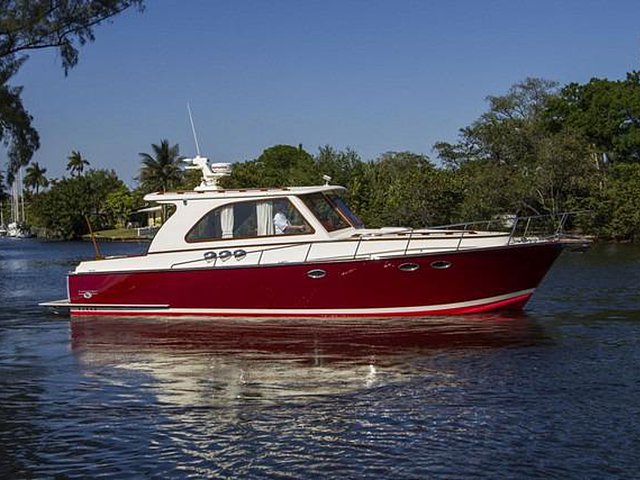 2009 Windsor Craft 40 Ht Enclosed Photo